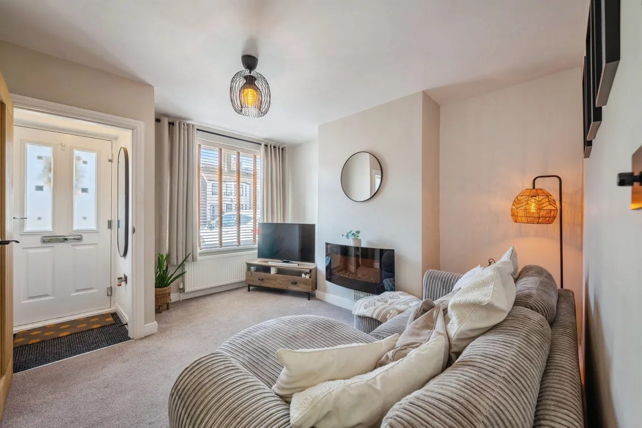2 bed house for sale, Meadowbank Road, Hull, HU3