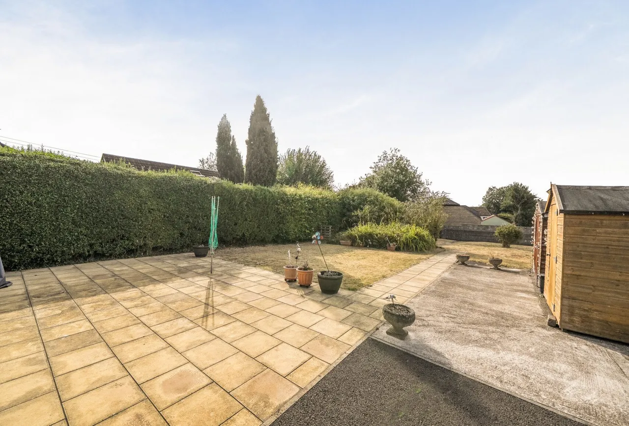 Thicket Mead, Somerset, Midsomer Norton, BA3 2SL, photo 3