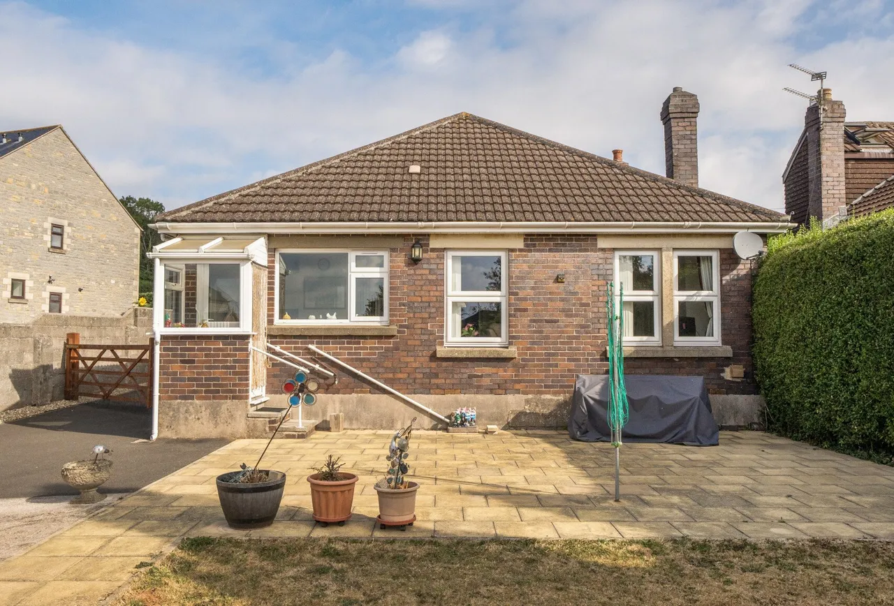 Thicket Mead, Somerset, Midsomer Norton, BA3 2SL, photo 17