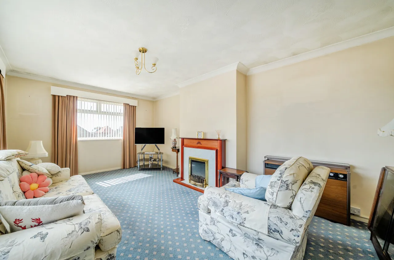 Norbury Drive, Lancing, BN15, photo 2