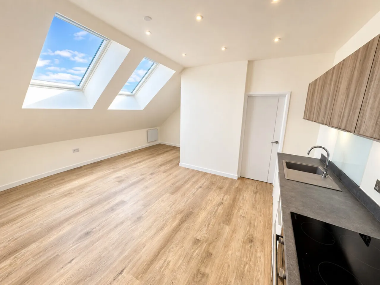 1 bed flat to rent, RG21