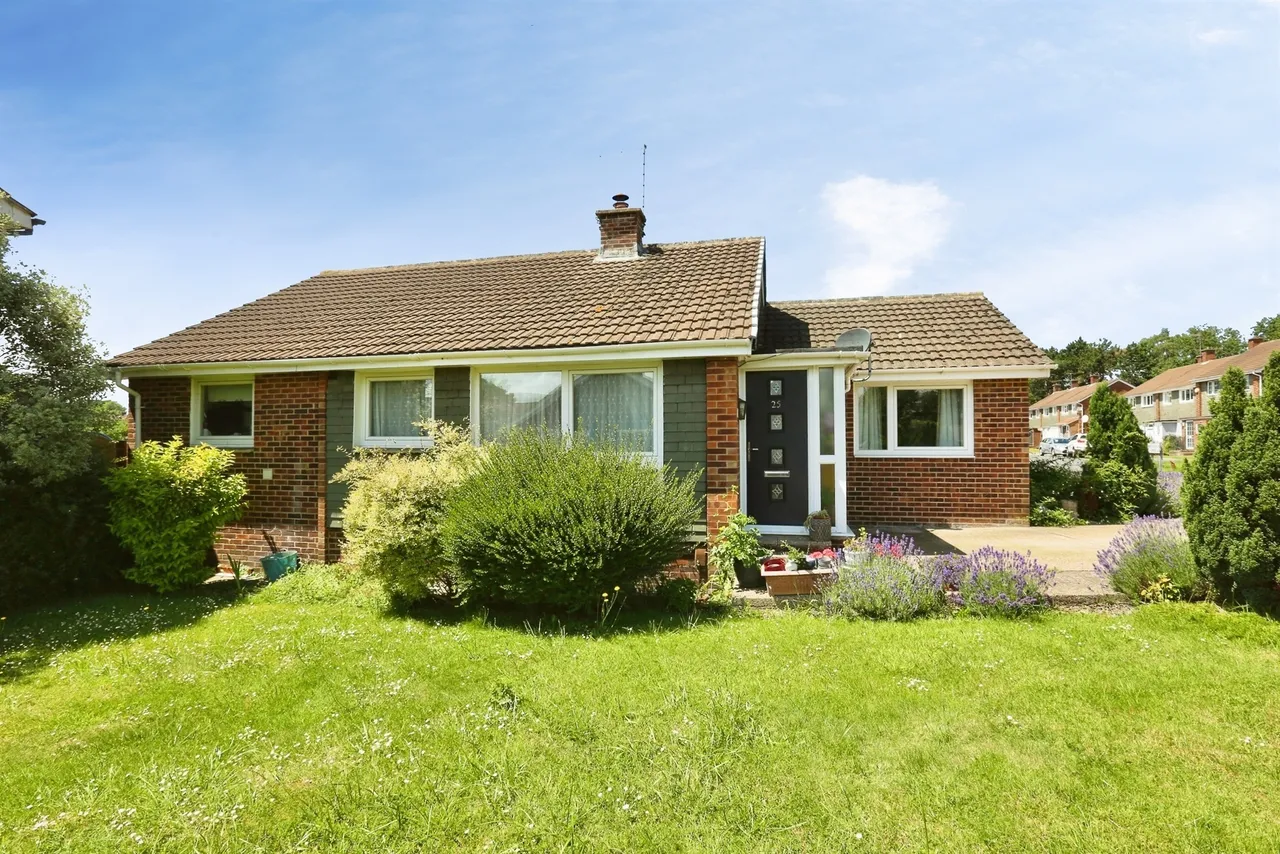4 bed house for sale, Waterbeech Drive, Hedge End, SO30