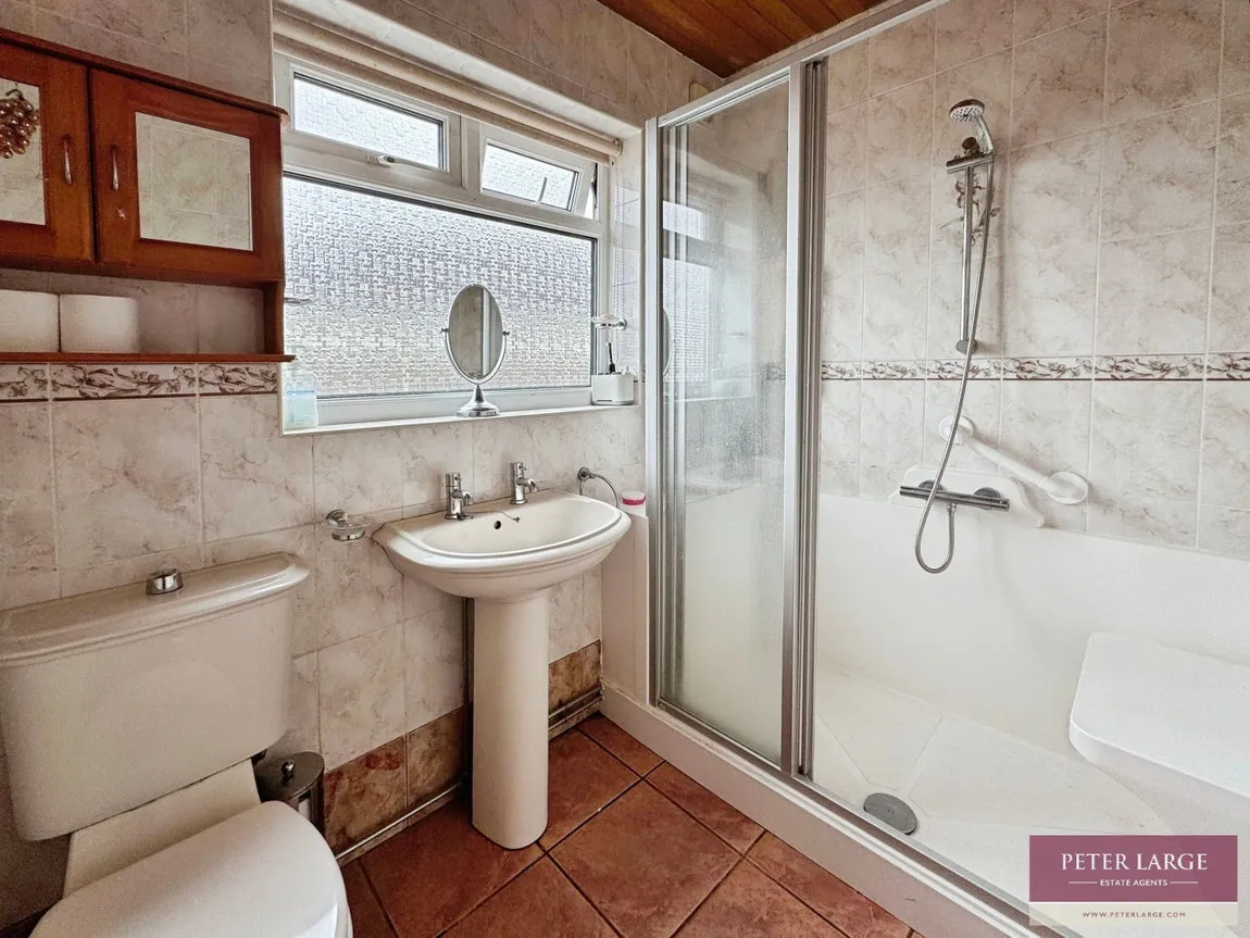 Doren Avenue, Rhyl, LL18 4LE, photo 10