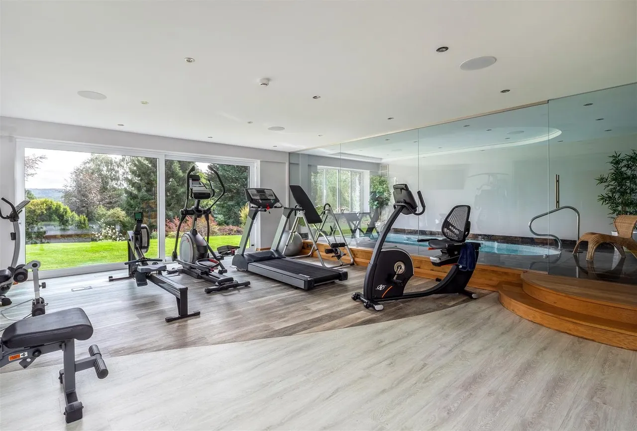 Macclesfield Road, Prestbury, SK10, photo 12