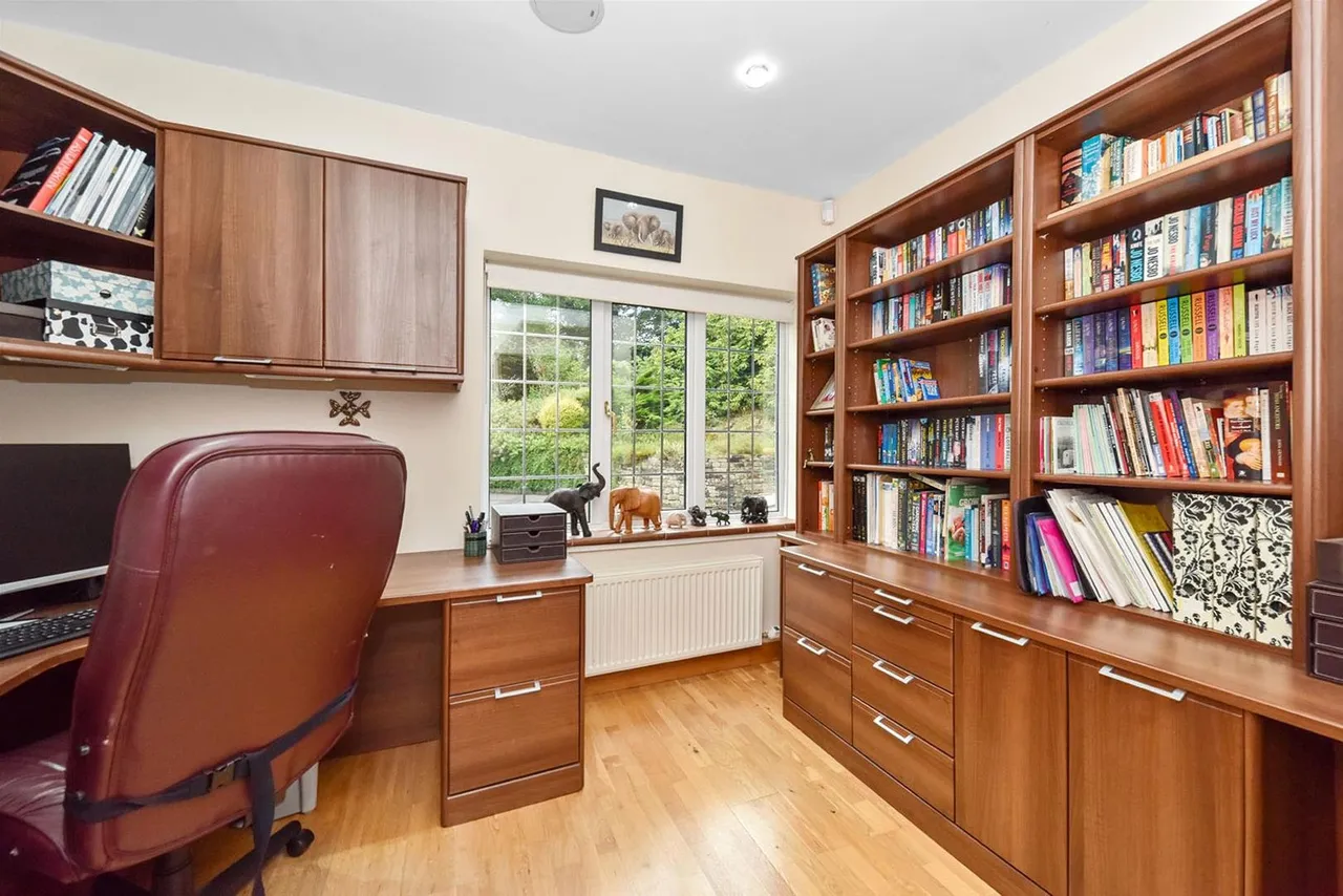 Macclesfield Road, Prestbury, SK10, photo 8