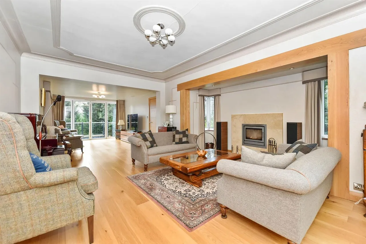 Macclesfield Road, Prestbury, SK10, photo 9