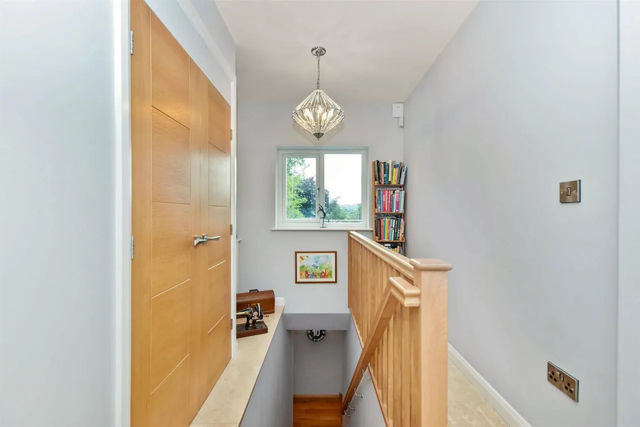 Macclesfield Road, Prestbury, SK10, photo 11
