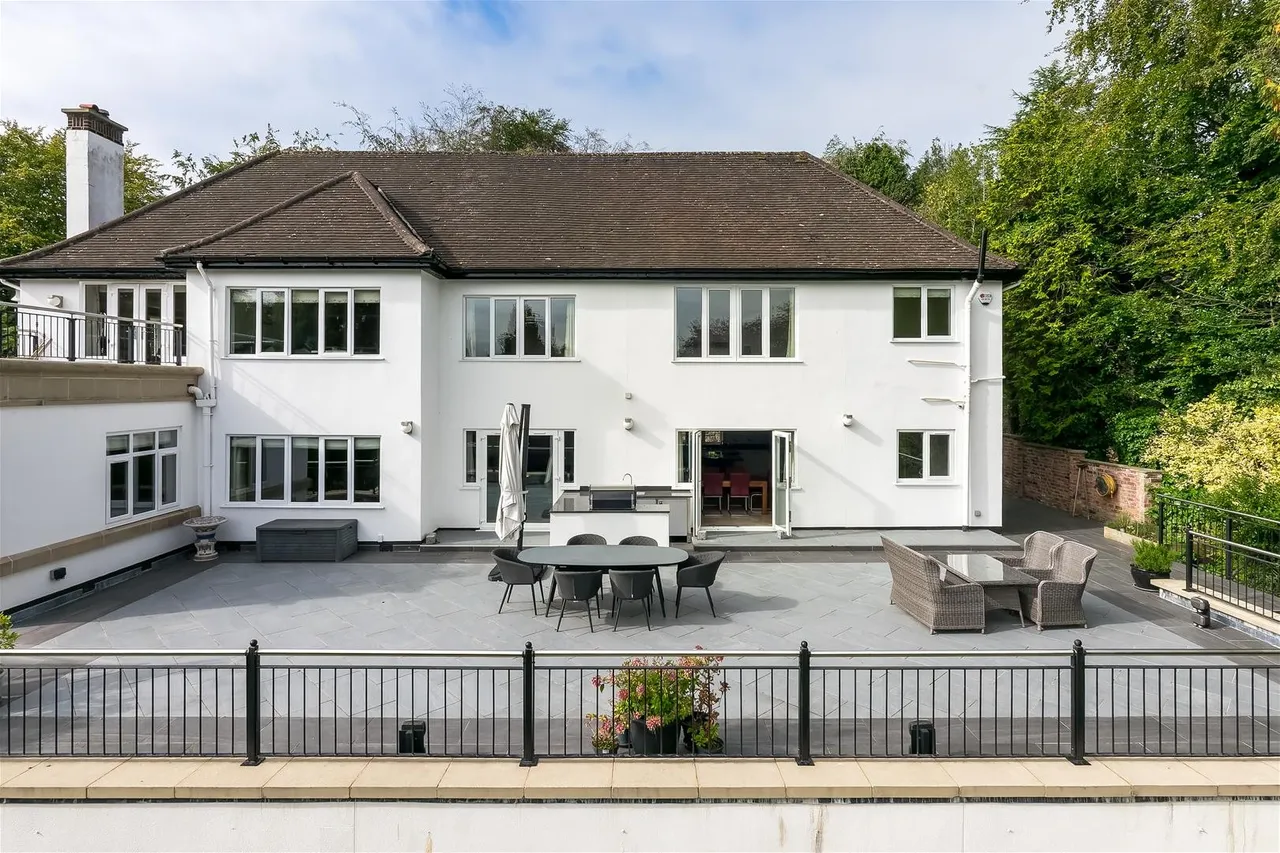 Macclesfield Road, Prestbury, SK10, photo 31