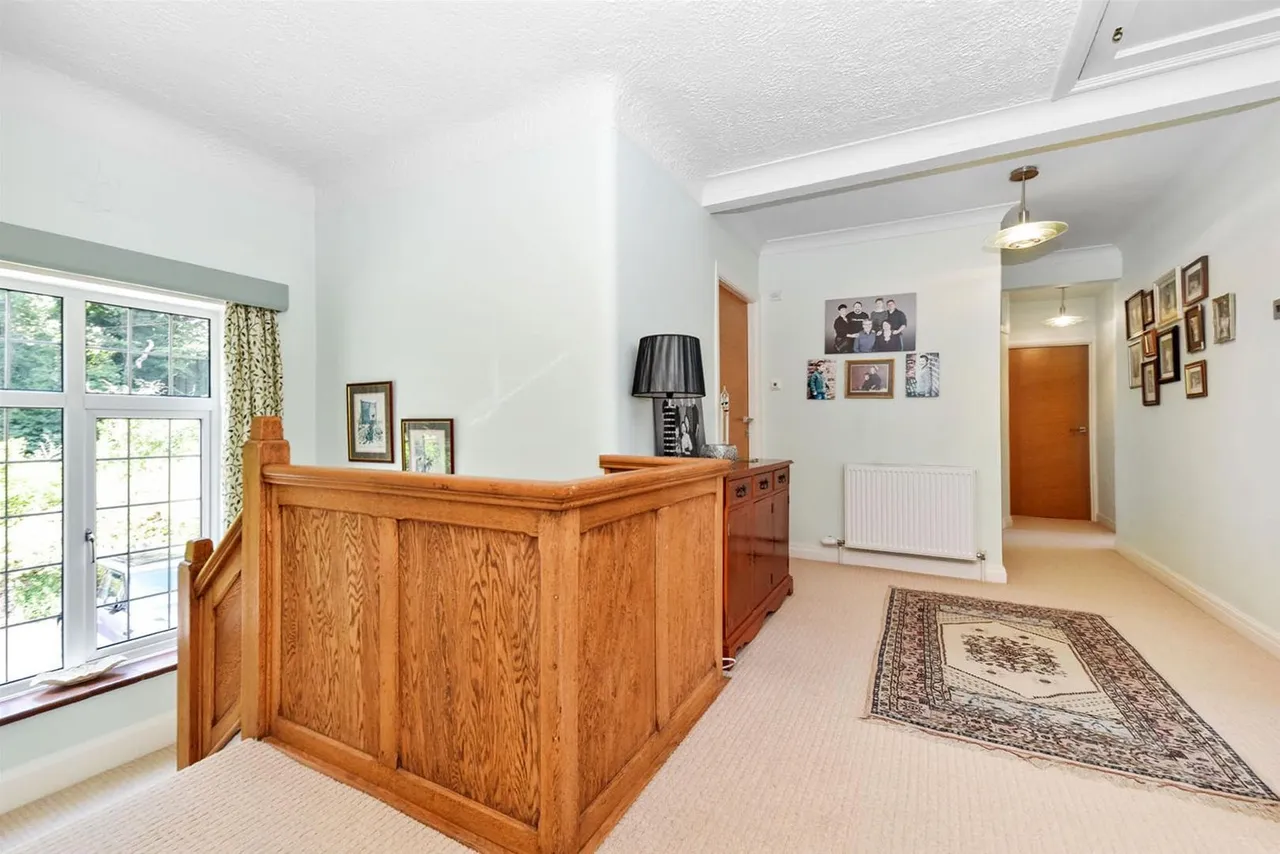 Macclesfield Road, Prestbury, SK10, photo 18