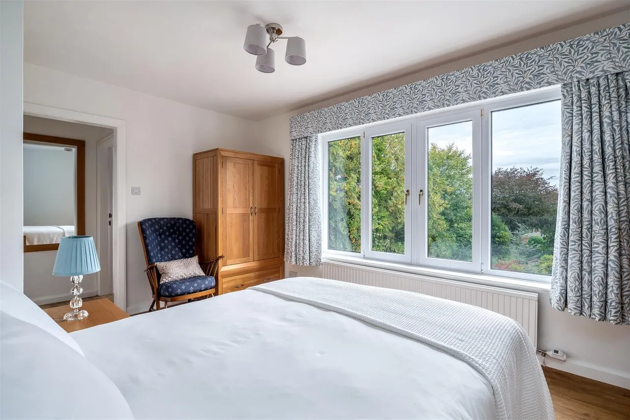 Macclesfield Road, Prestbury, SK10, photo 25