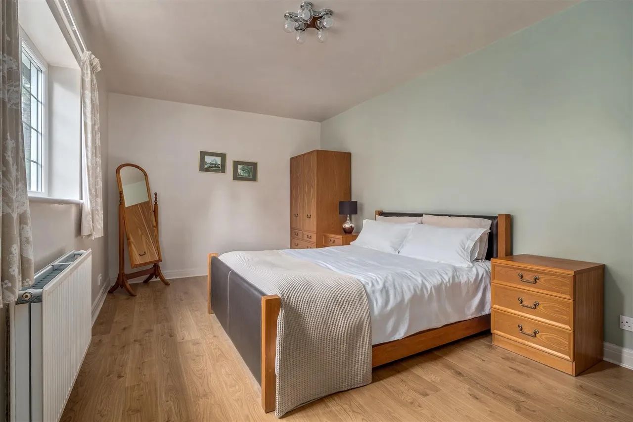 Macclesfield Road, Prestbury, SK10, photo 23
