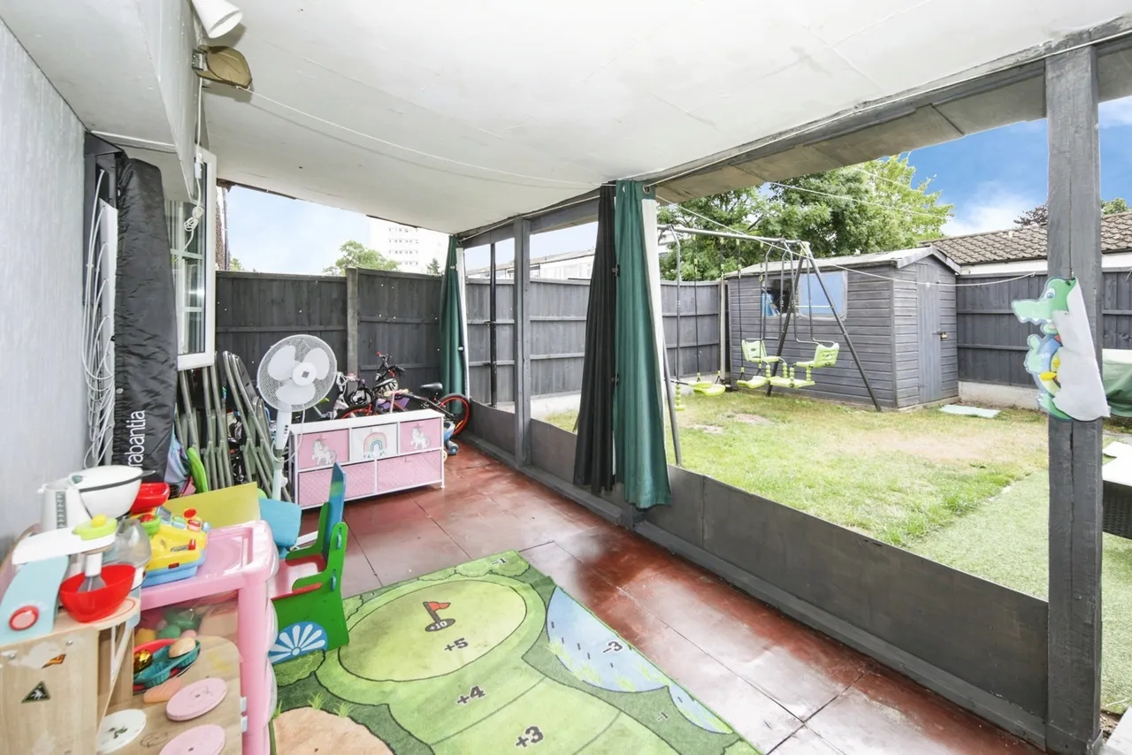 Jersey Croft, Smiths Wood, Birmingham, B36, photo 8
