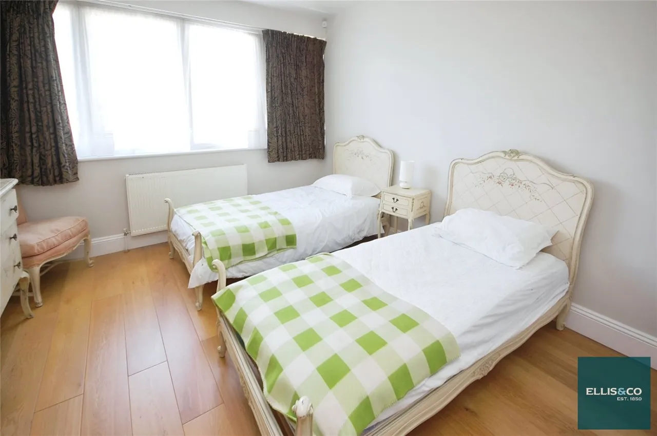 Basing Hill, Golders Green, NW11, photo 12