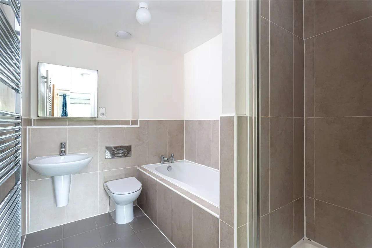 Pavilion Row, Main Street, Fulford, York, YO10 4LJ, photo 7