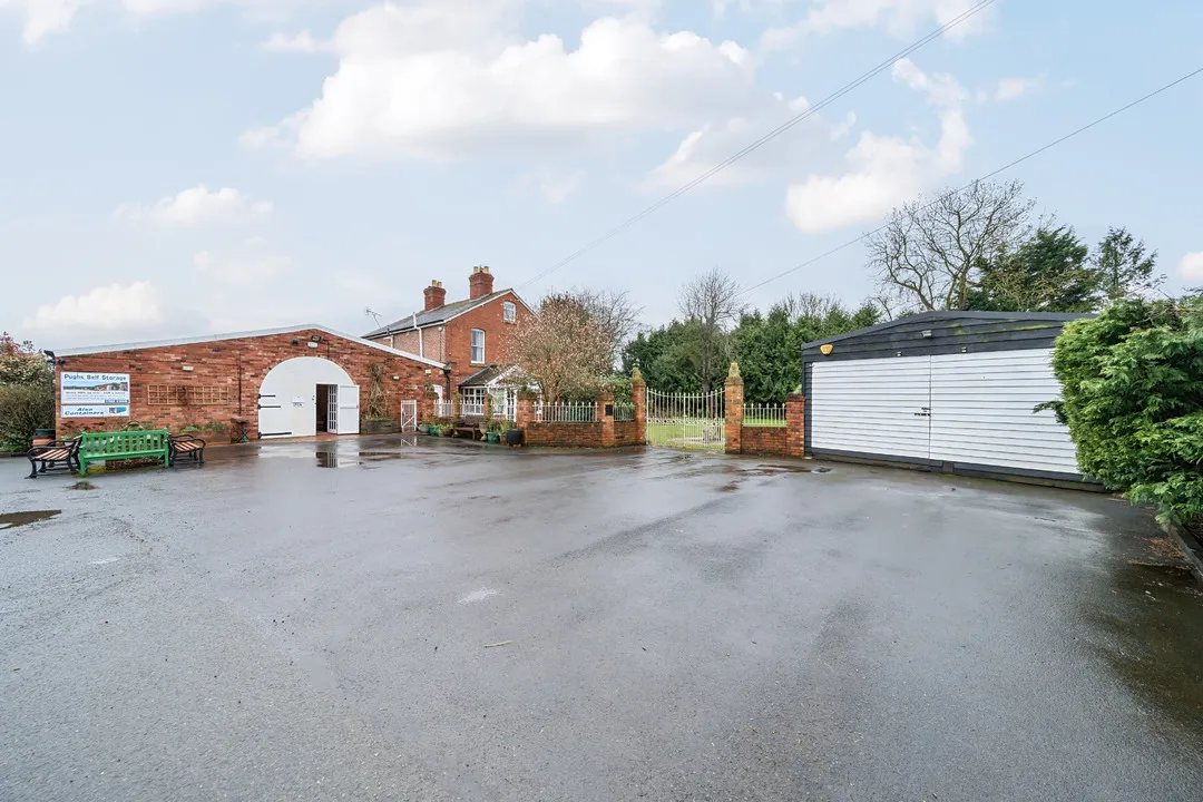 House, Storage Business & Outbuildings, Leominster, photo 39