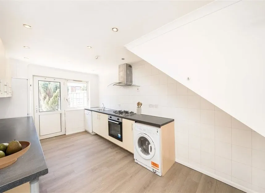 Borland Road, Teddington, TW11, photo 3