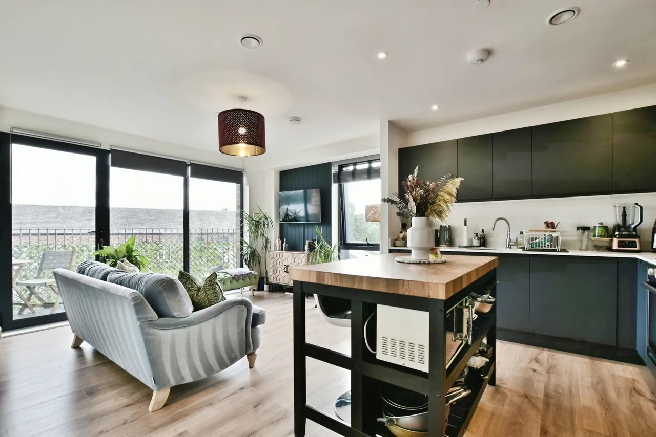 Wharf Road, Altrincham, WA14, photo 6