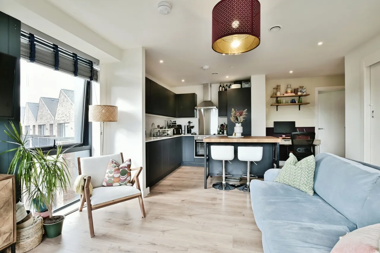 Wharf Road, Altrincham, WA14, photo 2