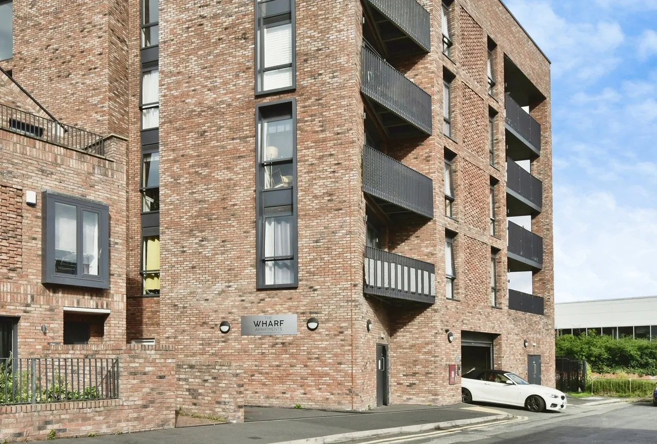 Wharf Road, Altrincham, WA14, photo 21