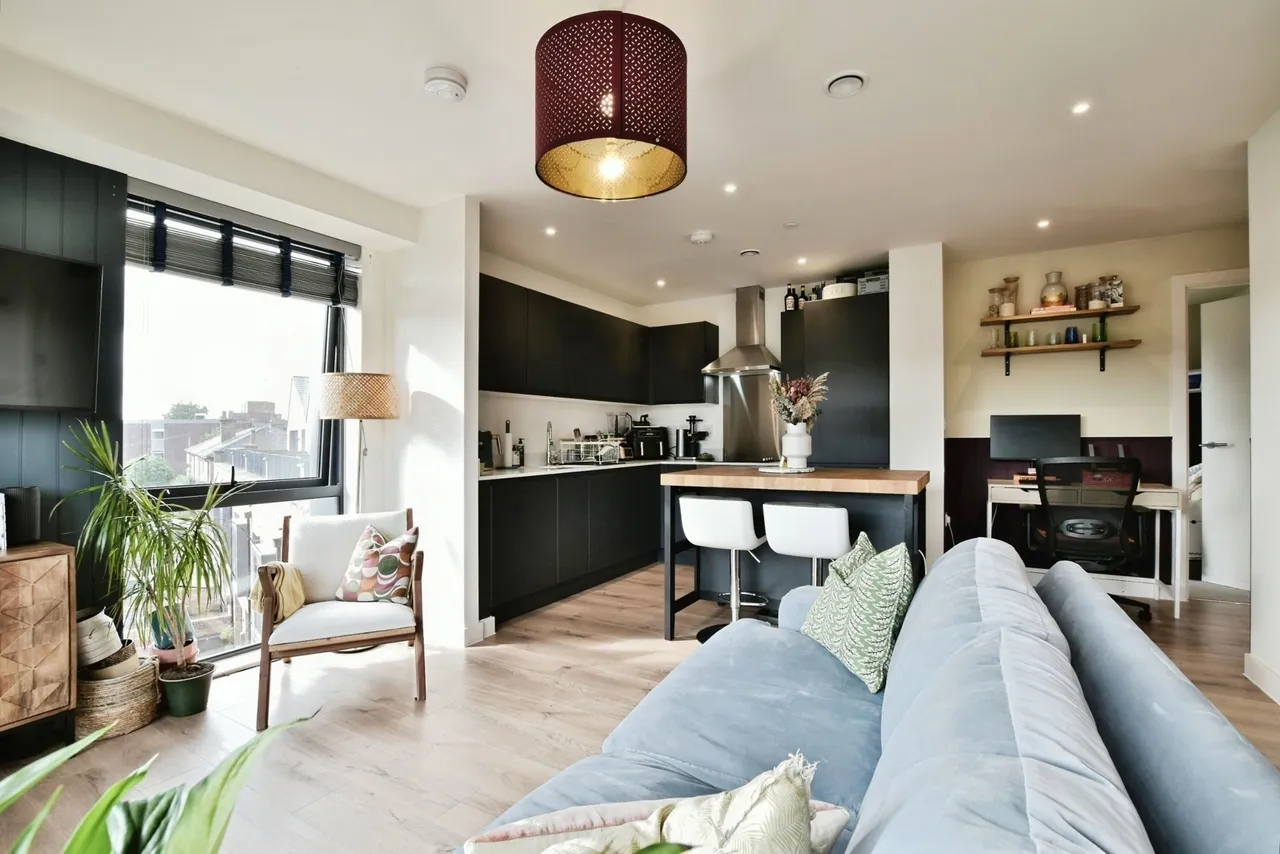 Wharf Road, Altrincham, WA14, photo 16