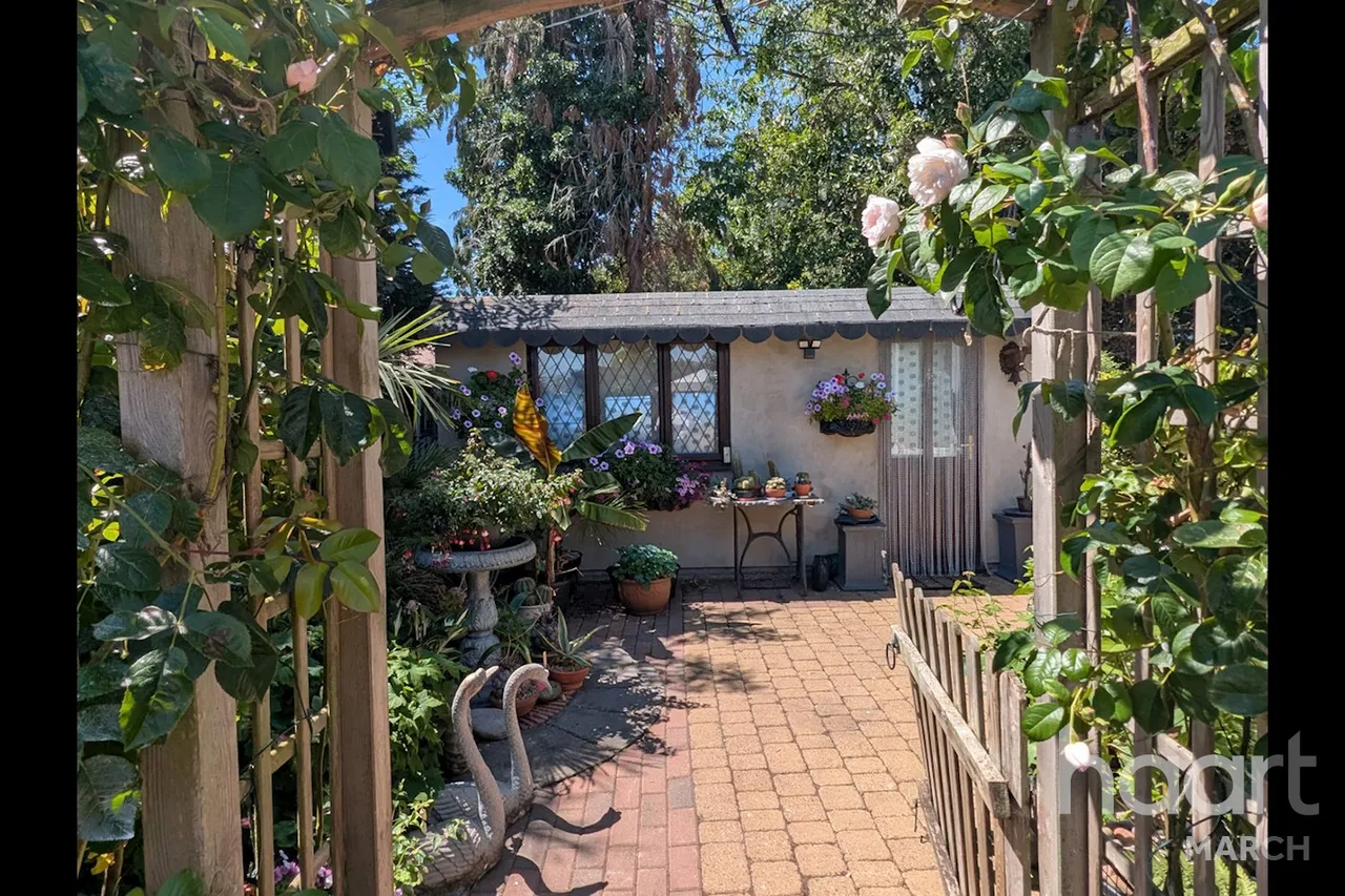 Badgeney Road, March, PE15, photo 36