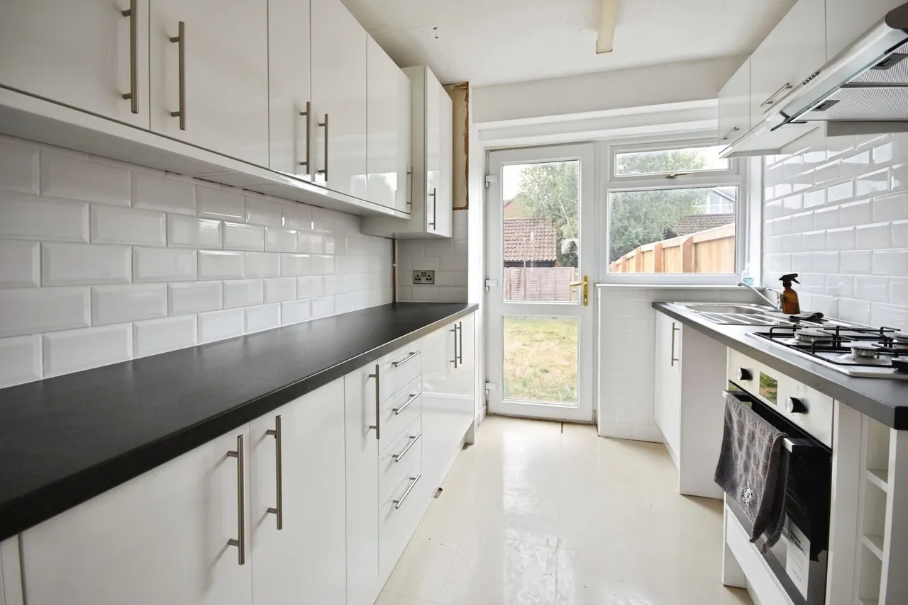 Ely Close, Feniton, EX14, photo 2