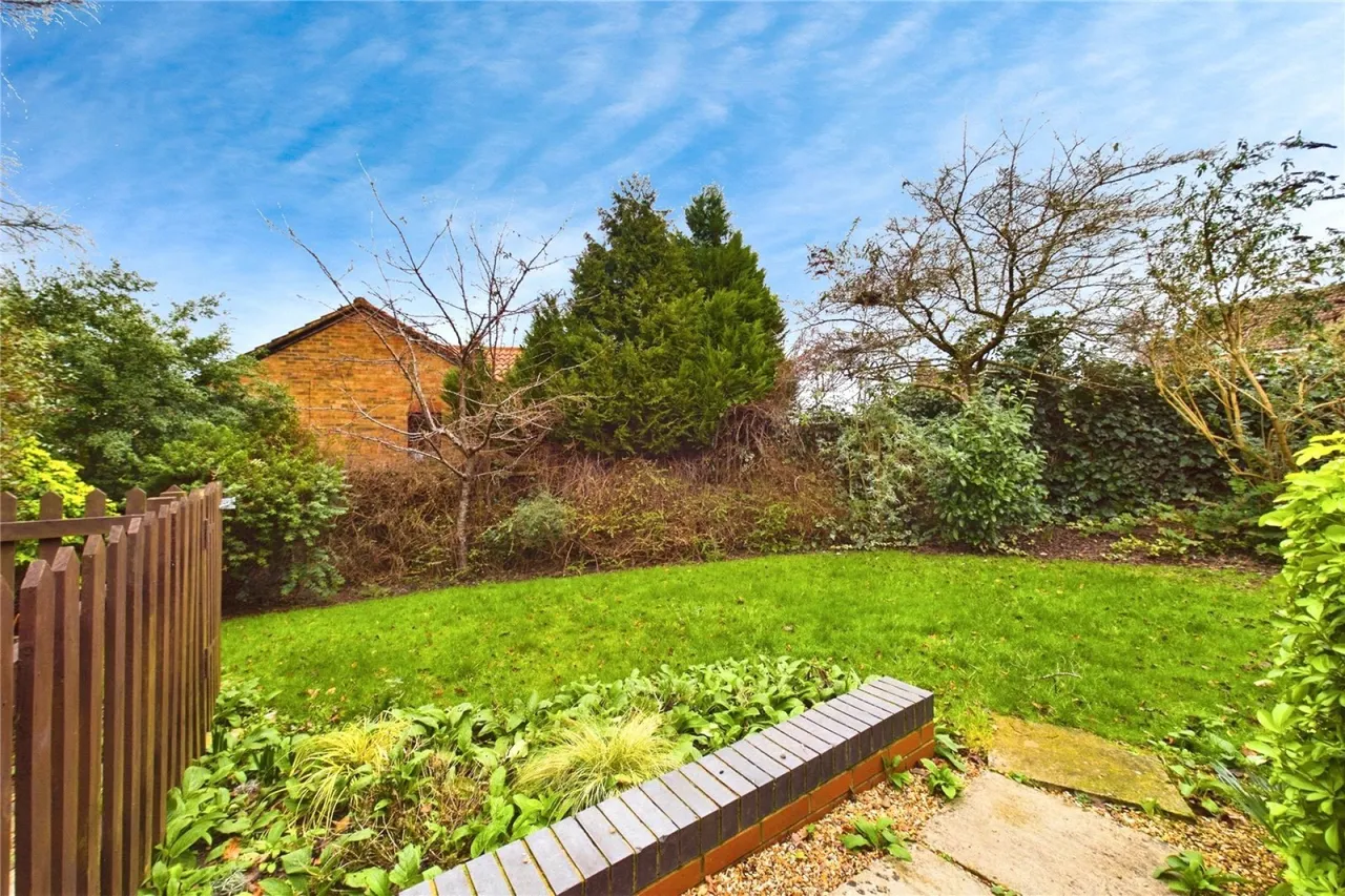 Lamden Way, Burghfield Common, RG7, photo 19