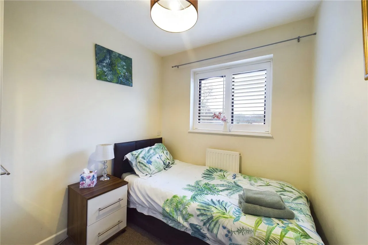 Lamden Way, Burghfield Common, RG7, photo 15