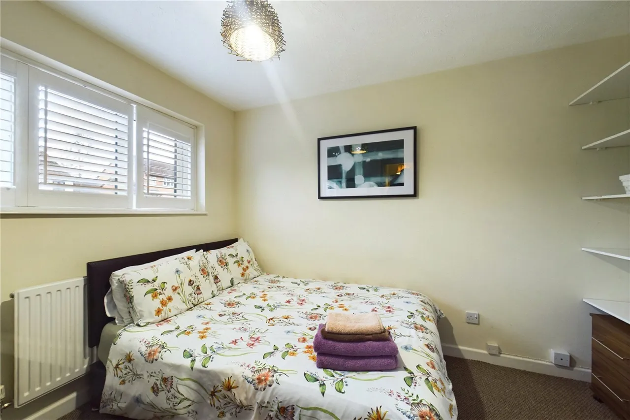 Lamden Way, Burghfield Common, RG7, photo 16
