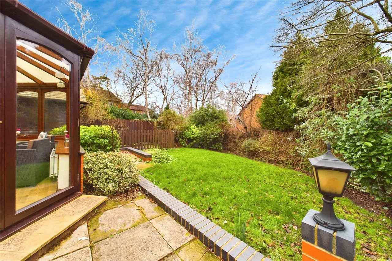 Lamden Way, Burghfield Common, RG7, photo 21