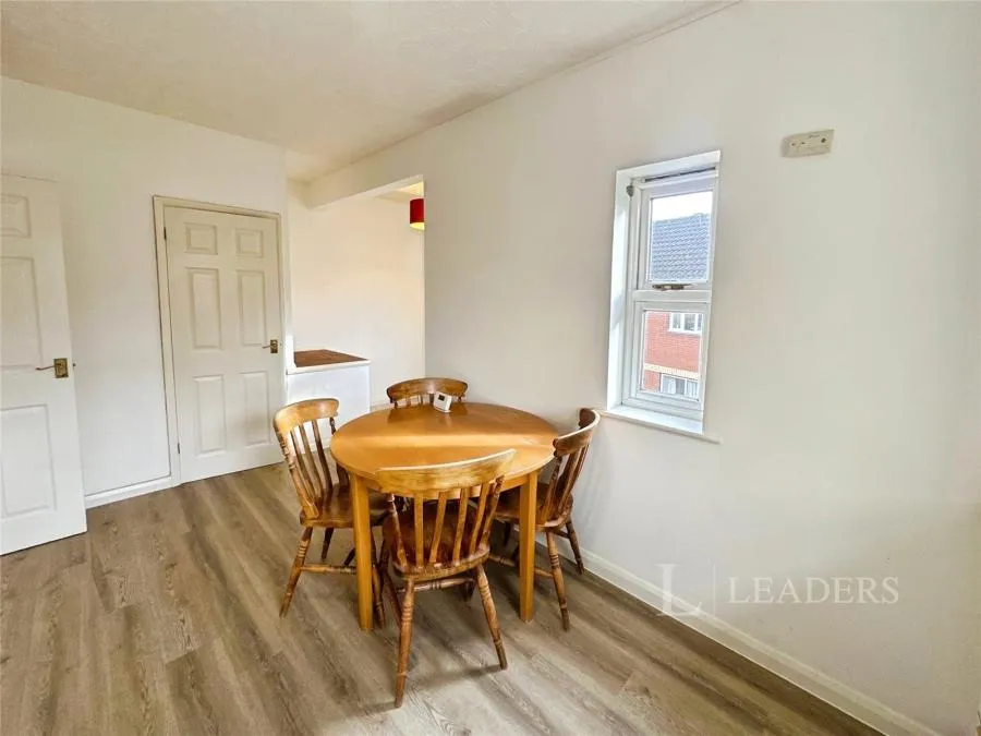 Woodhead Drive, Cambridge, CB4, photo 4