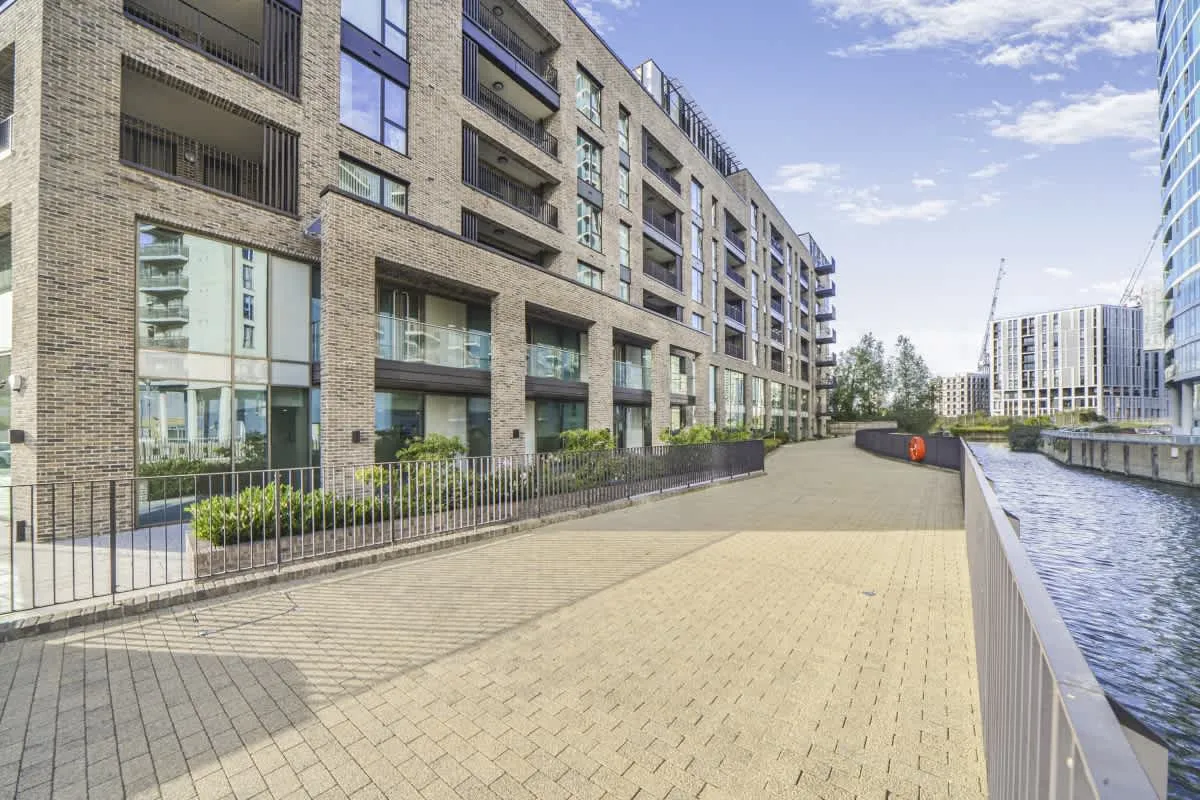 Highland Street, London, E15, photo 23