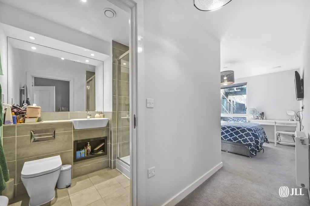 Highland Street, London, E15, photo 20