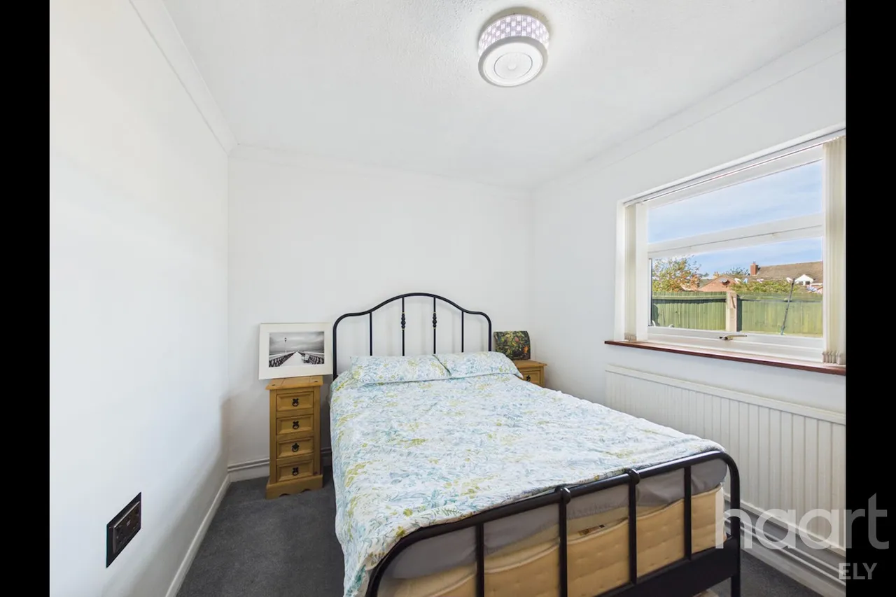 Linden Close, Haddenham, CB6, photo 5