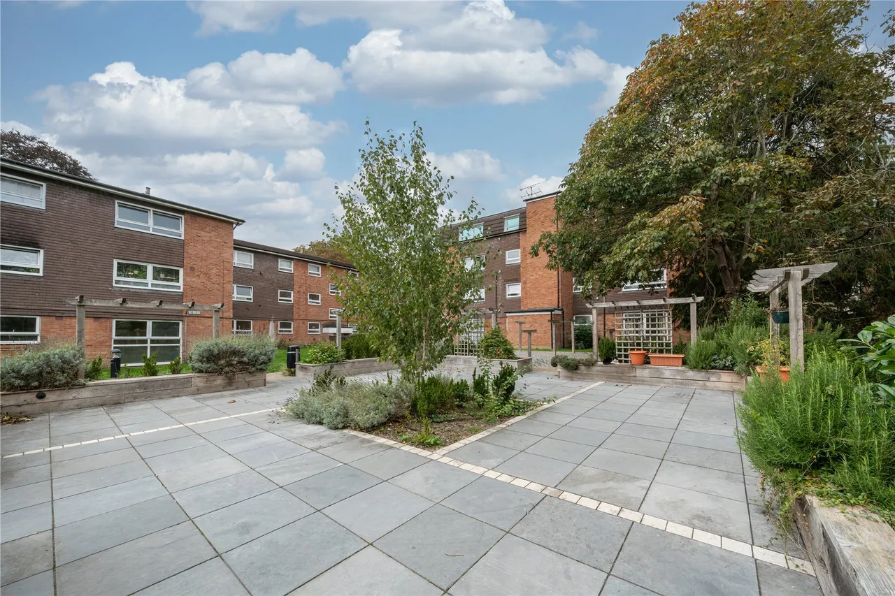 Addlestone Park, Addlestone, KT15, photo 7