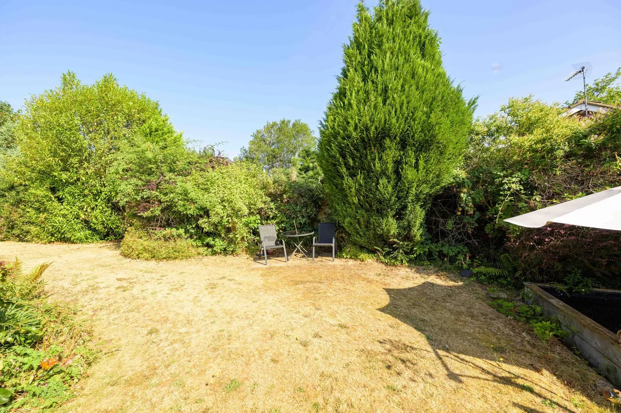 Church Lane, Hagworthingham, PE23, photo 27