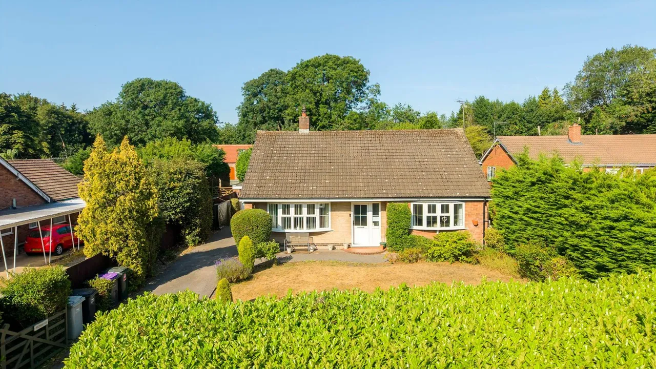 3 bed house for sale, Church Lane, Hagworthingham, PE23