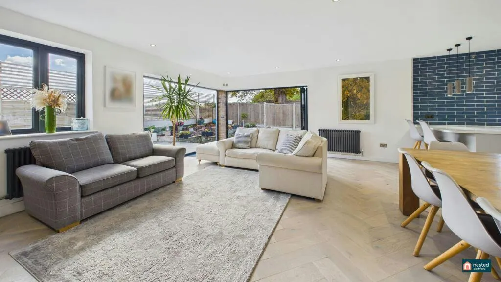 Broad Lane, Dartford, DA2, photo 6