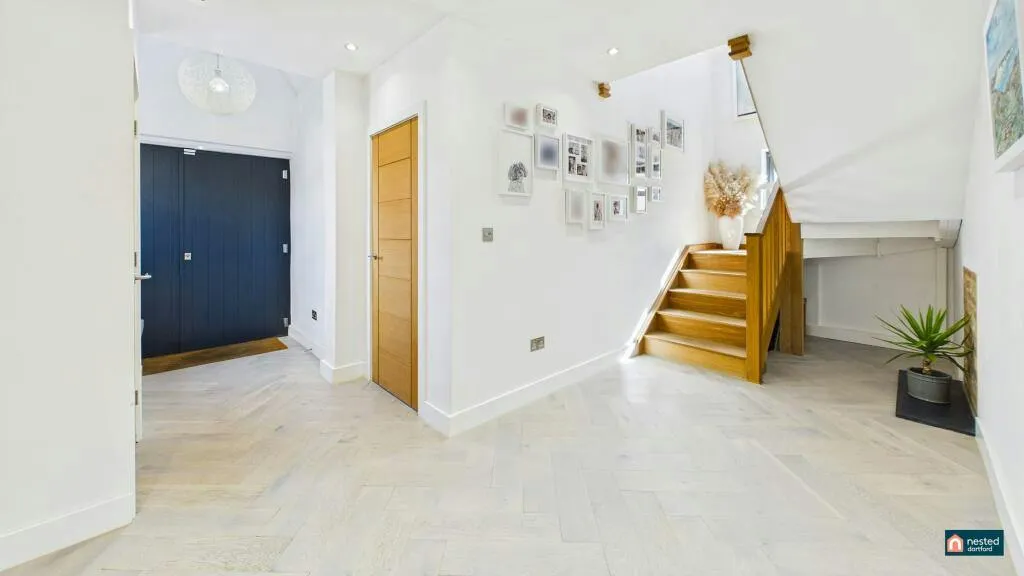 Broad Lane, Dartford, DA2, photo 15