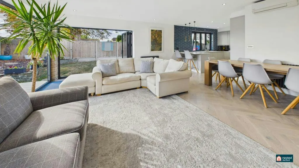 Broad Lane, Dartford, DA2, photo 4