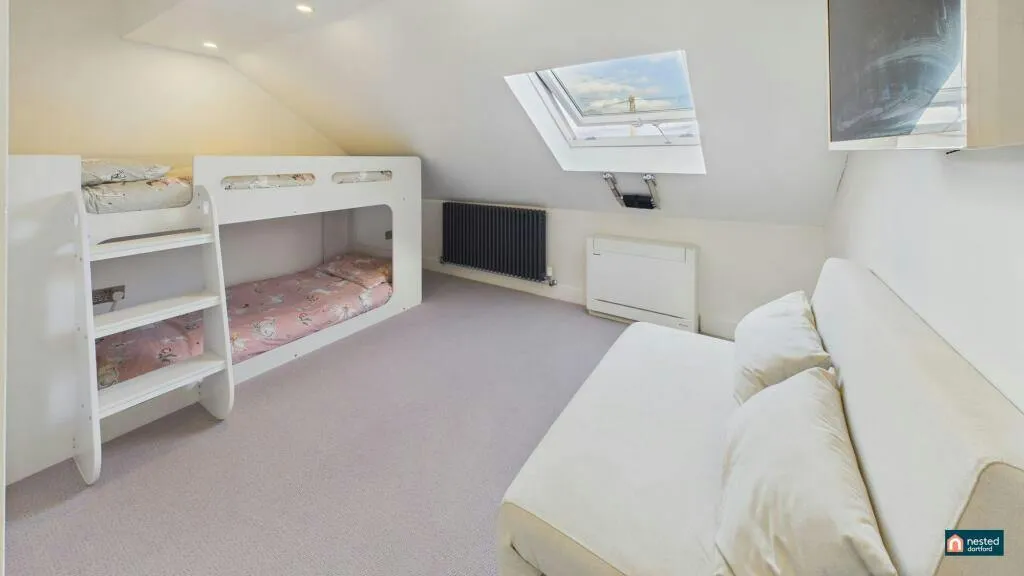 Broad Lane, Dartford, DA2, photo 31