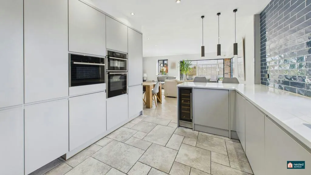Broad Lane, Dartford, DA2, photo 22