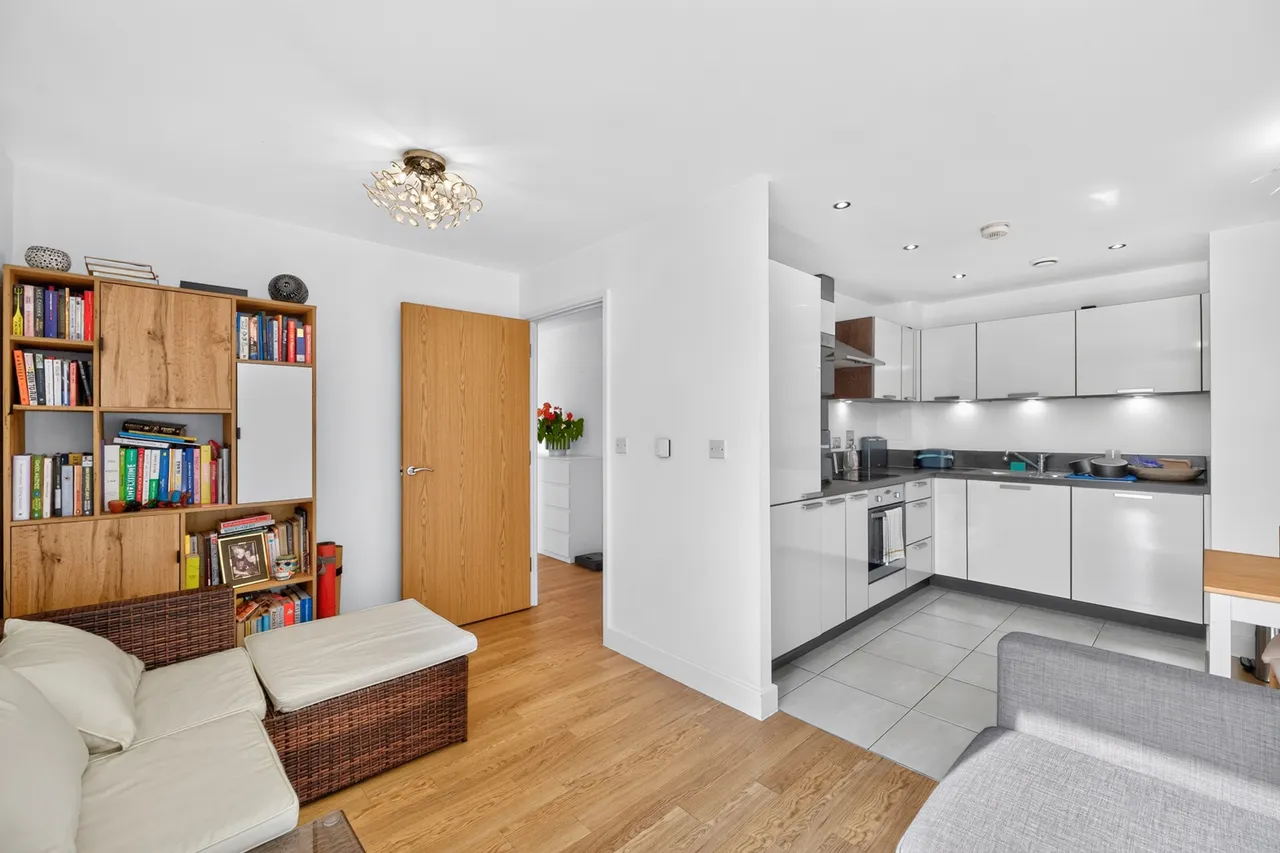 Albatross Way, London, SE16, photo 9