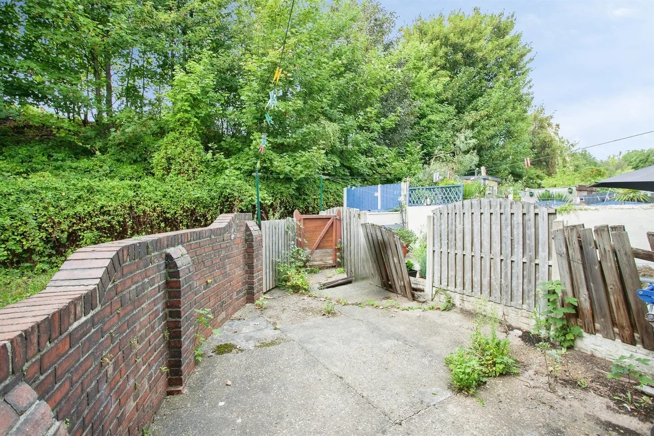Bridge Street, Barnsley, S71, photo 9