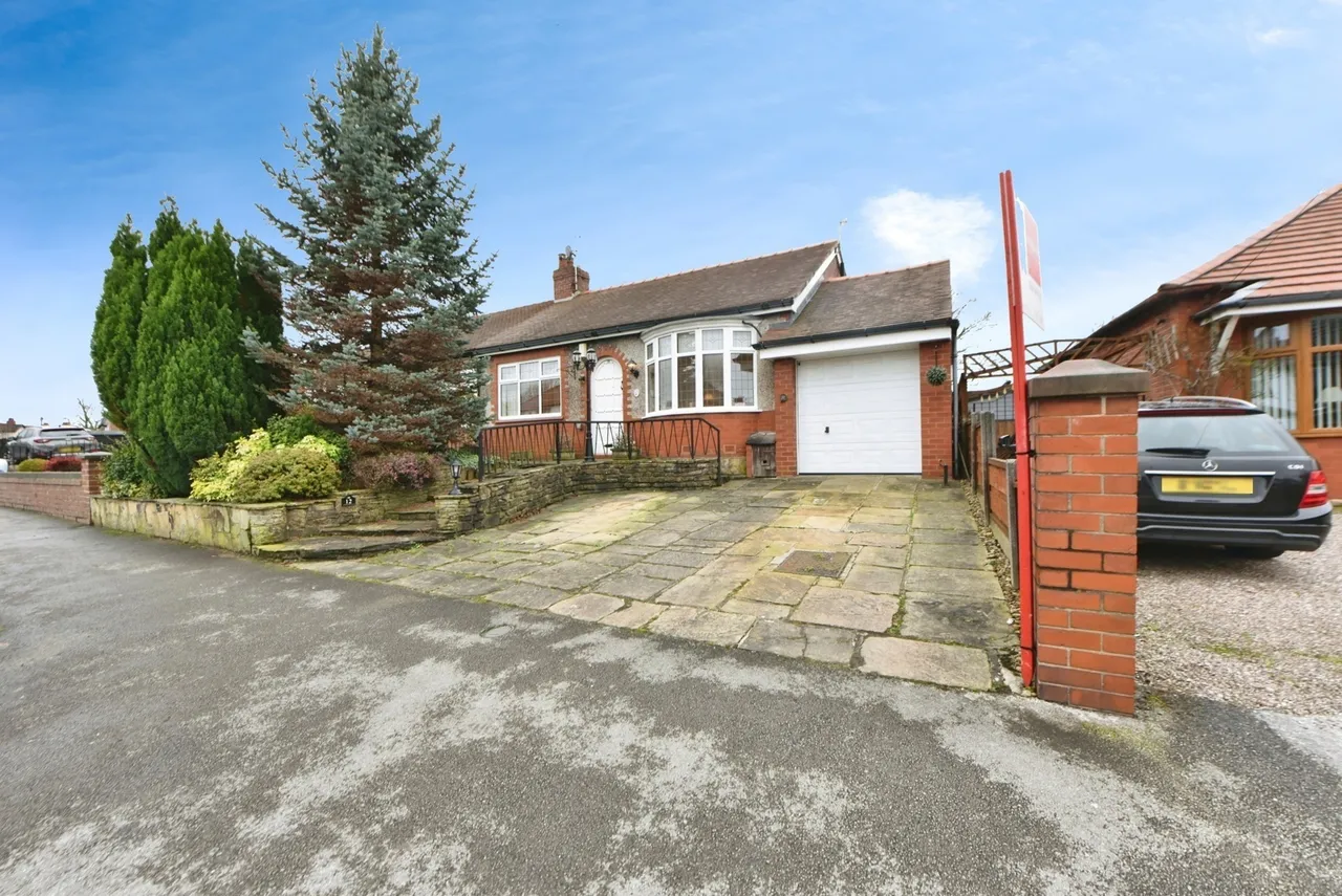 2 bed house for sale — Pennine Road, Woodley, Stockport, SK6