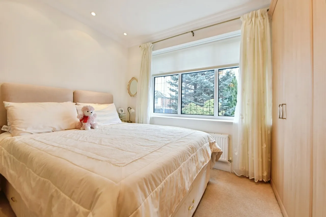 Pennine Road, Woodley, Stockport, SK6, photo 13