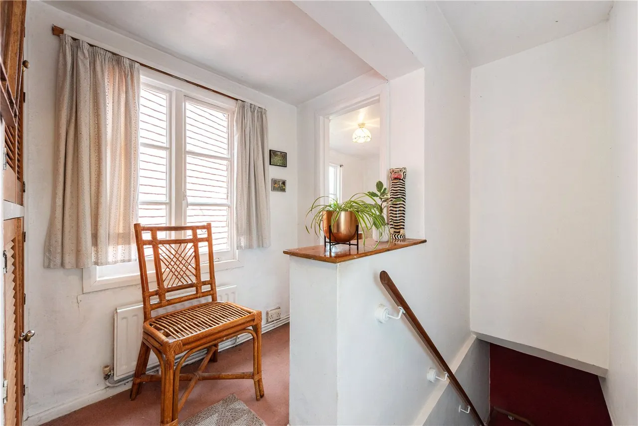 Town Lane, Petersfield, GU32, photo 8