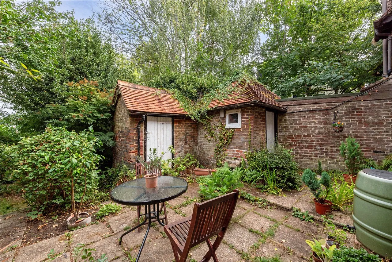 Town Lane, Petersfield, GU32, photo 11