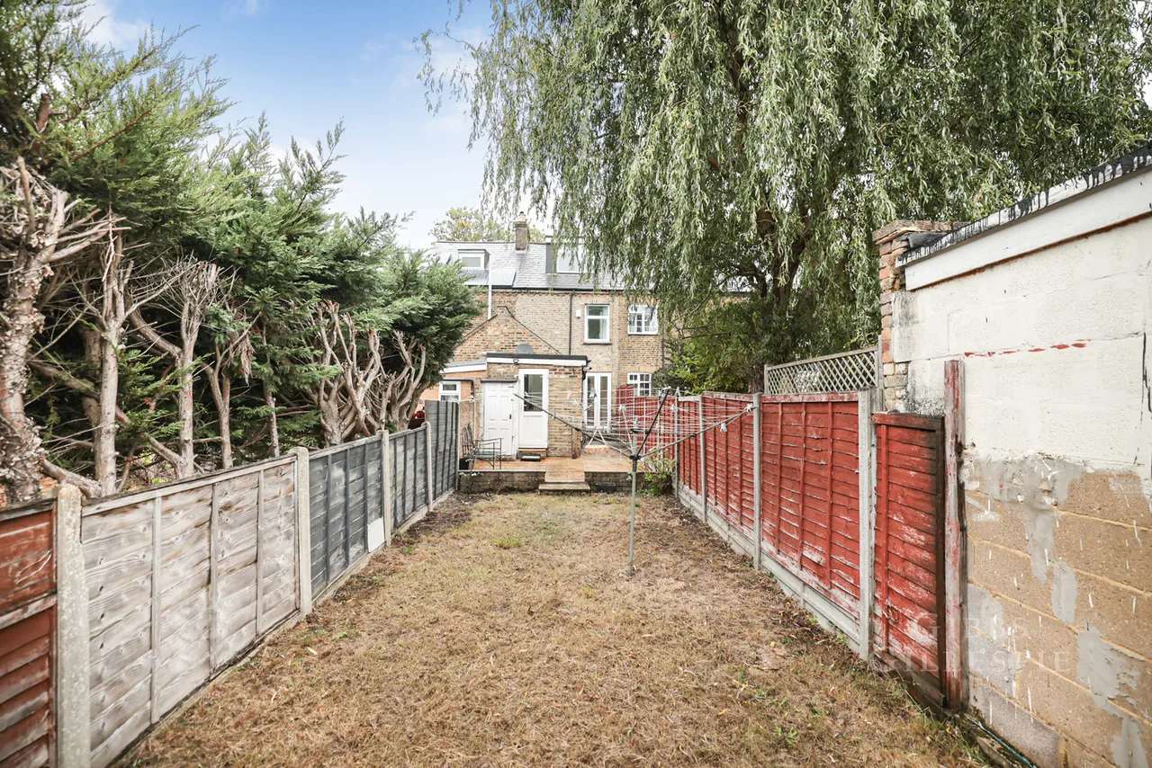 Park Road East, Uxbridge Fees Apply, UB10, photo 7
