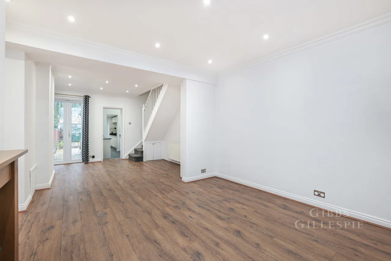 Park Road East, Uxbridge Fees Apply, UB10, photo 18